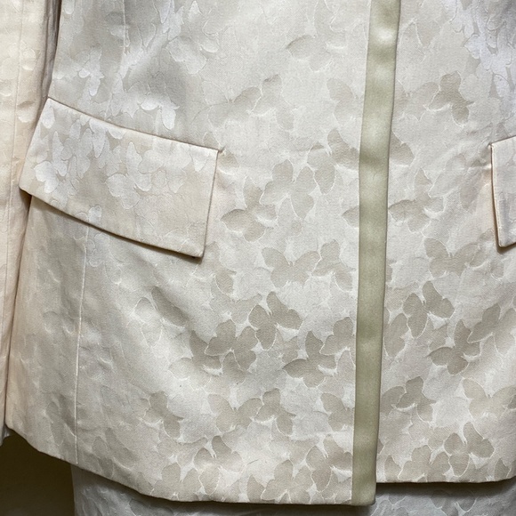 Anna Sui Cream Butterfly 1998 Jacket and Skirt Combo - Picture 4 of 14